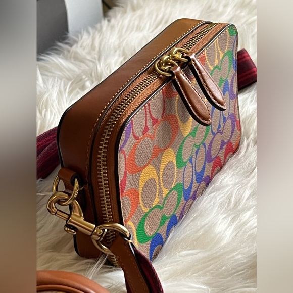 CJ802 - Coach Charter Slim Crossbody in Rainbow Signature Canvas - Picture 3 of 13